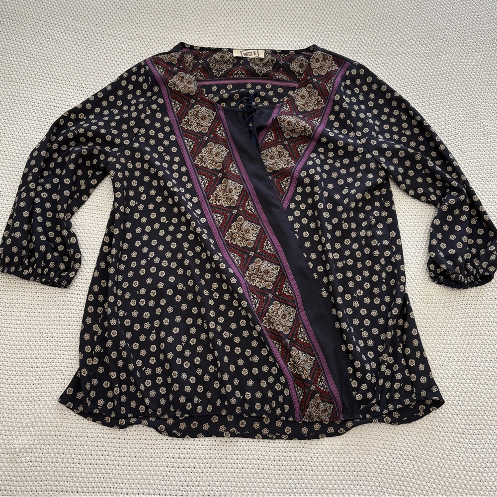 Black and Purple Patterned Blouse